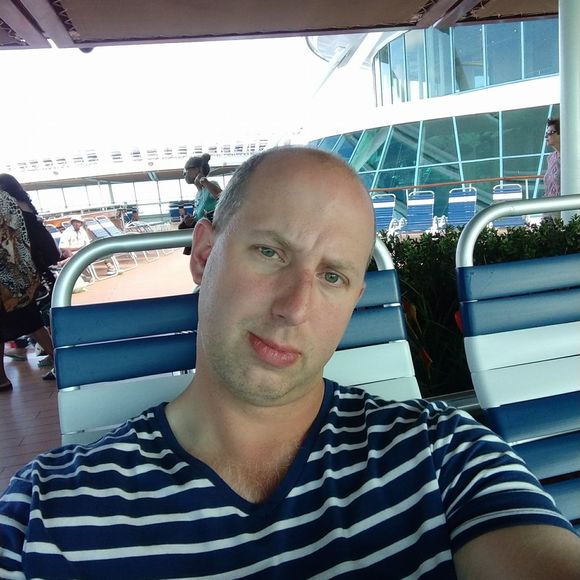 Meet your Posher, Eric - Picture 1 of 2